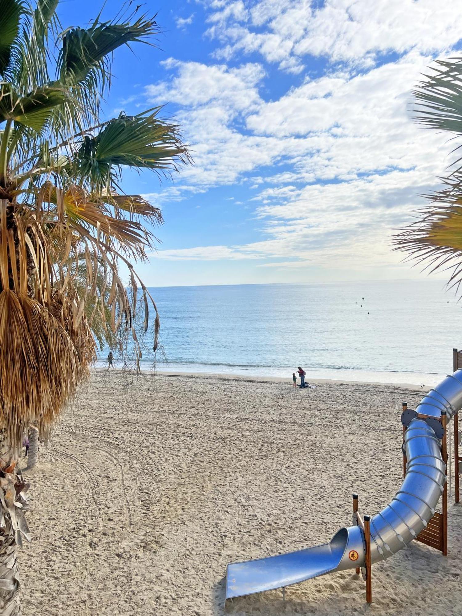 Апартаменты A 100 Metros De La Playa. Parking Gratuito Privado Аликанте Экстерьер фото